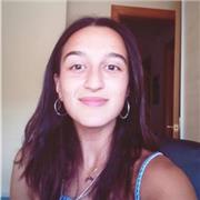 Me defino como una persona responsable, creativa y empática, con una profunda vocación por el cuidado y la educación infantil.